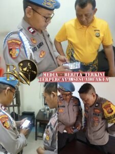 Ops Gaktibplin, Propam Polsek Dentim Periksa HP Personel Cegah Judol dan Pinjol